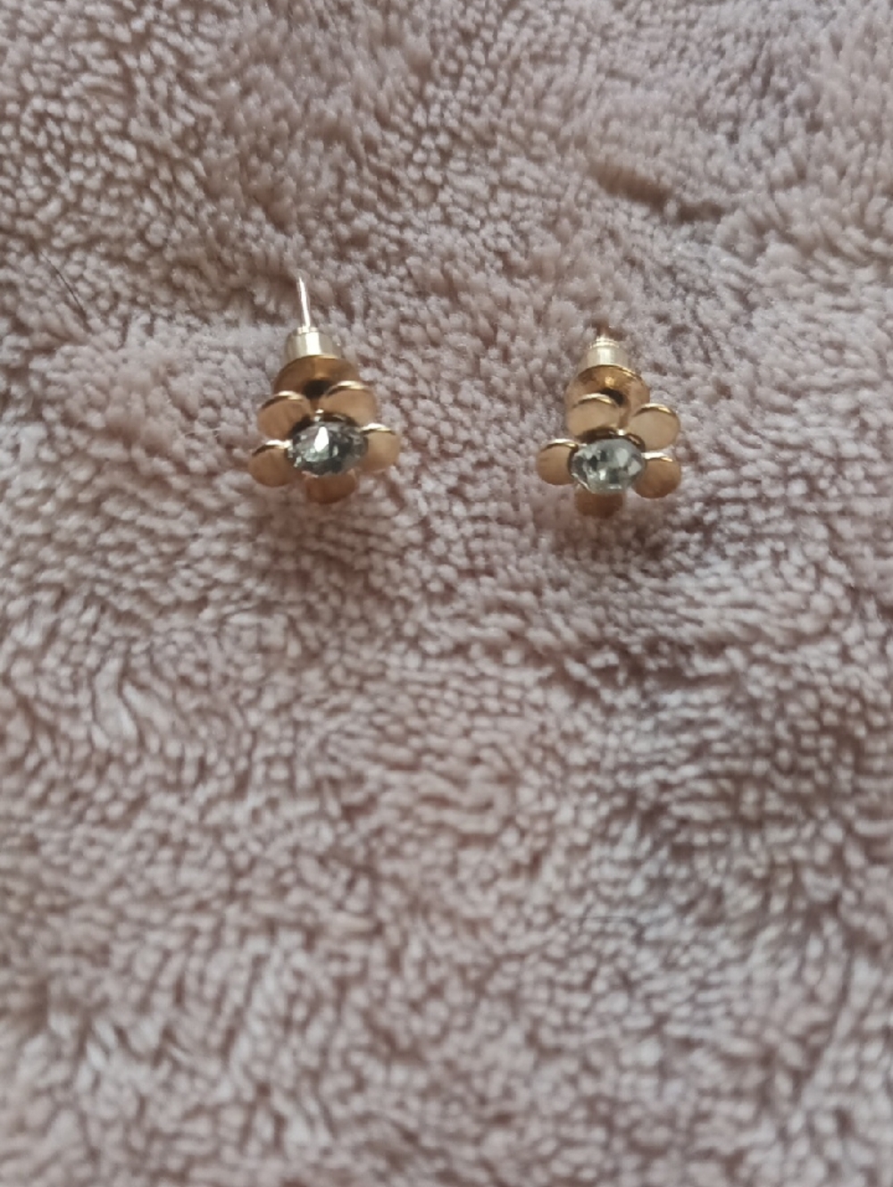 Gold Flower Crystal Stud Earrings - Women Jewelry